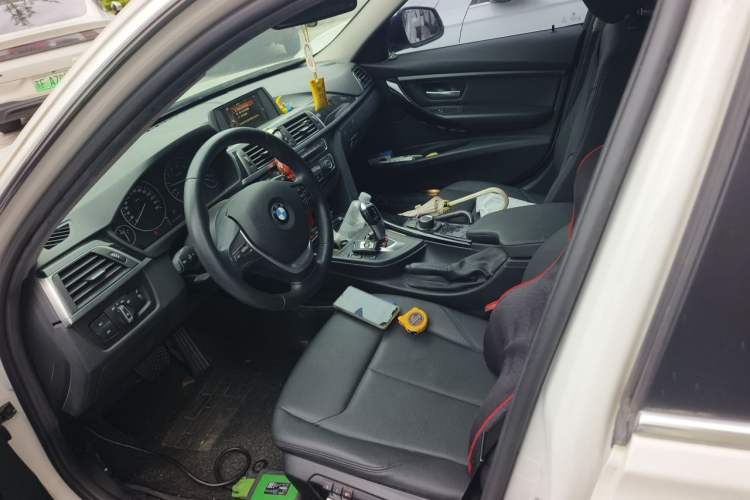 Used BMW 3 Series 2016 320Li Ambition Model Left Front Seat