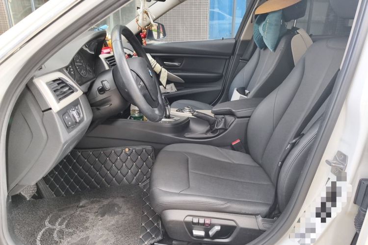 Used BMW 3 Series 2016 320Li Fashion Model Left Front Seat