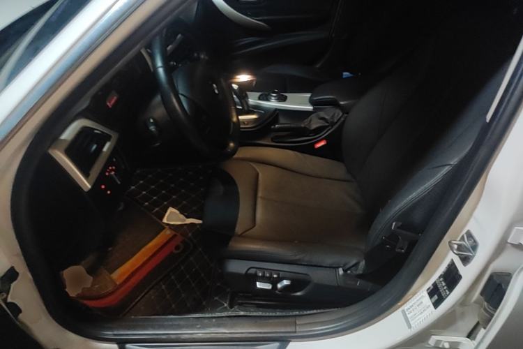 Used BMW 3 Series 2016 320Li Fashion Model Left Front Seat
