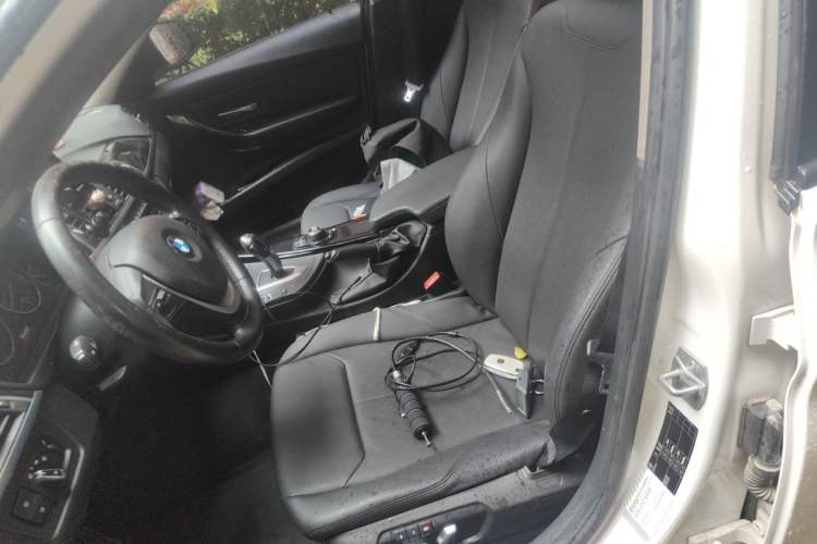 Used BMW 3 Series 2016 316i Fashion Model Left Front Seat