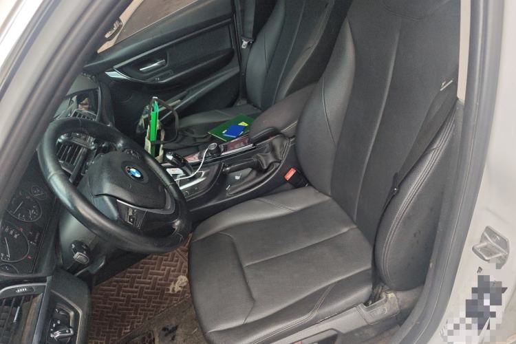 Used BMW 3 Series 2016 320Li Ambition Model Left Front Seat