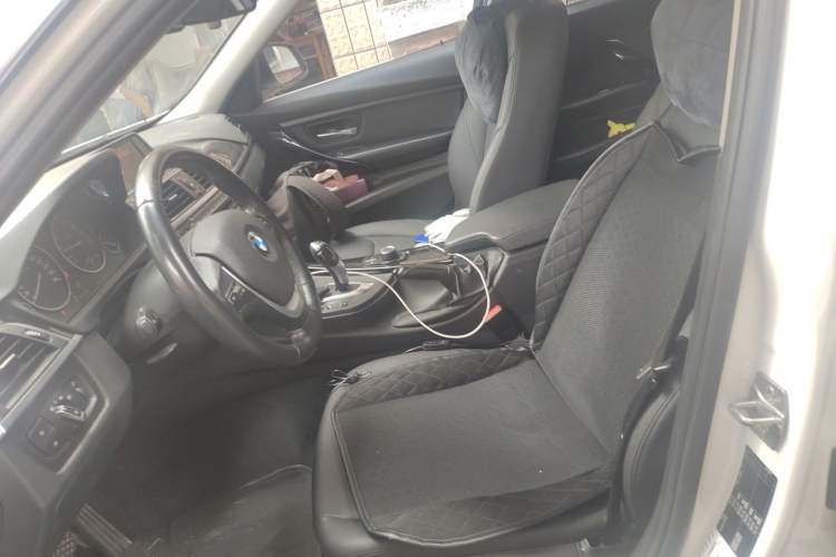 Used BMW 3 Series 2016 320Li Ambition Model Left Front Seat