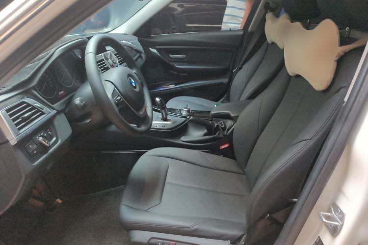 Used BMW 3 Series 2016 320Li Fashion Model Left Front Seat