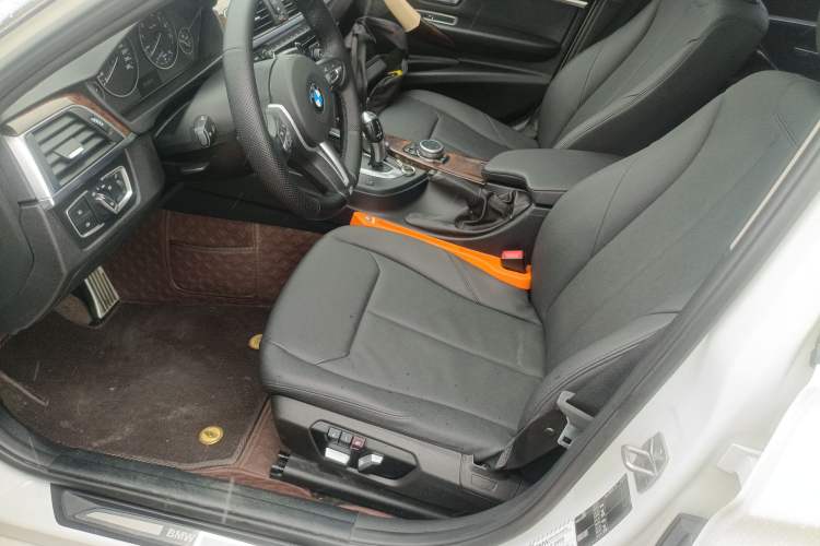 Used BMW 3 Series 2016 320Li Fashion Model Left Front Seat