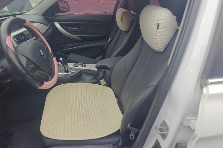 Used BMW 3 Series 2016 320Li Fashion Model Left Front Seat