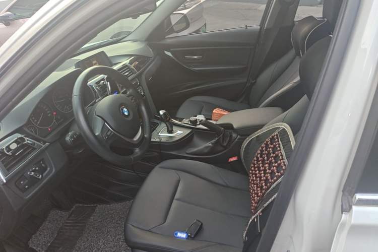 Used BMW 3 Series 2016 316Li Fashion Model Left Front Seat