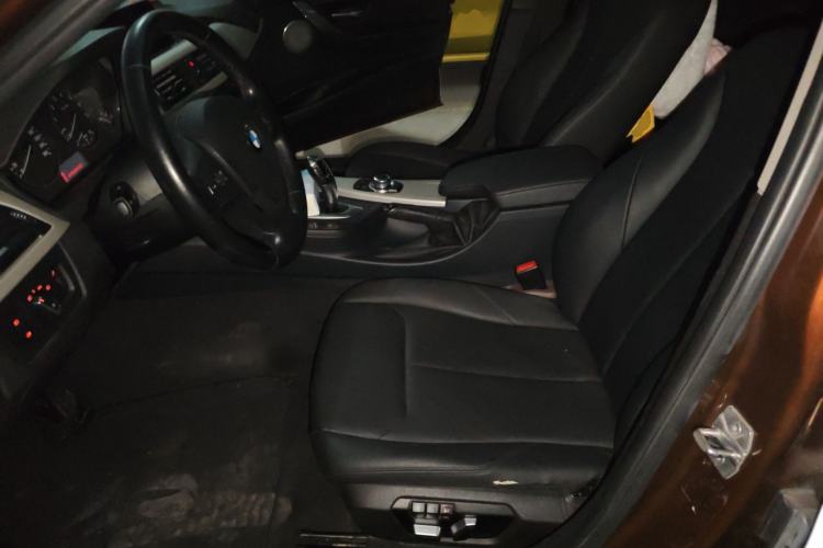 Used BMW 3 Series 2016 320i Fashion Model Left Front Seat