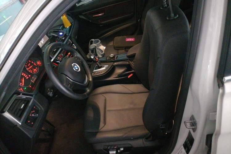 Used BMW 3 Series 2016 320Li Ambition Model Left Front Seat