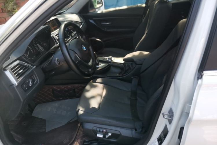 Used BMW 3 Series 2016 320Li Fashion Model Left Front Seat