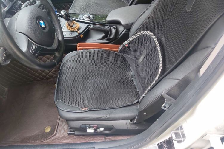 Used BMW 3 Series 2016 320Li Fashion Model Left Front Seat