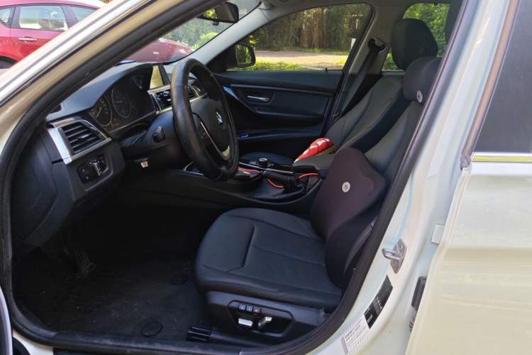Used BMW 3 Series 2016 320Li Ambition Model Left Front Seat