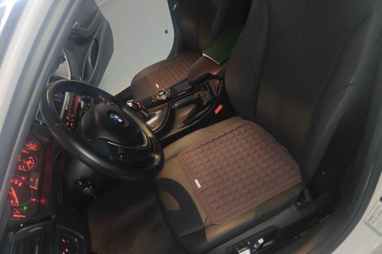 Used BMW 3 Series 2016 320Li Fashion Model Left Front Seat