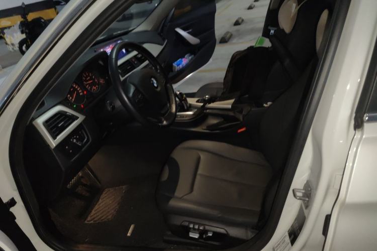 Used BMW 3 Series 2016 320Li Ambition Model Left Front Seat