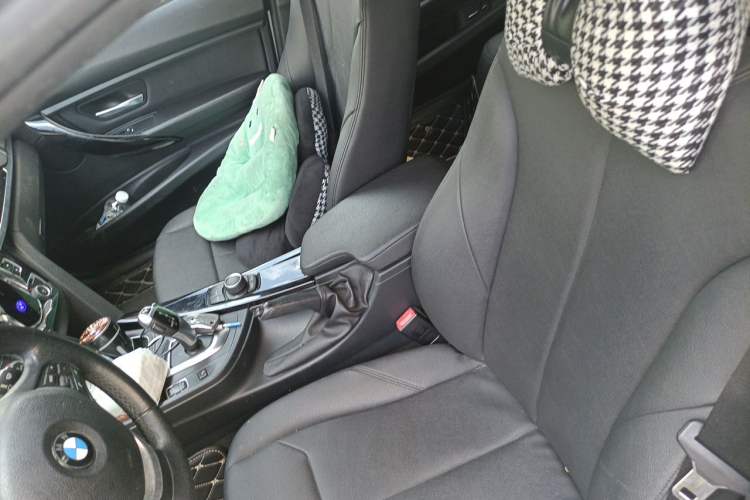 Used BMW 3 Series 2016 320Li Fashion Model Left Front Seat