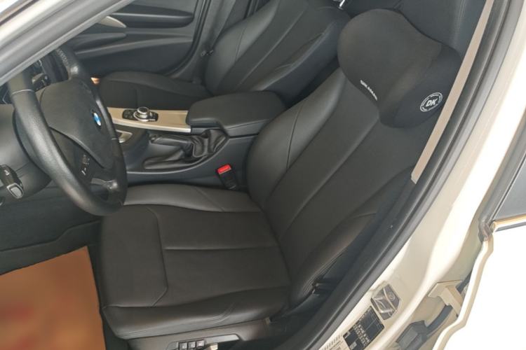 Used BMW 3 Series 2016 320Li Fashion Model Left Front Seat