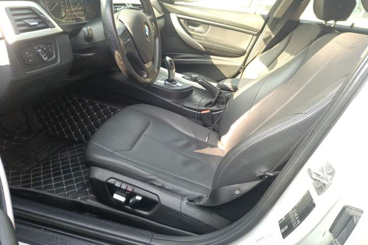 Used BMW 3 Series 2016 320Li Ambition Model Left Front Seat