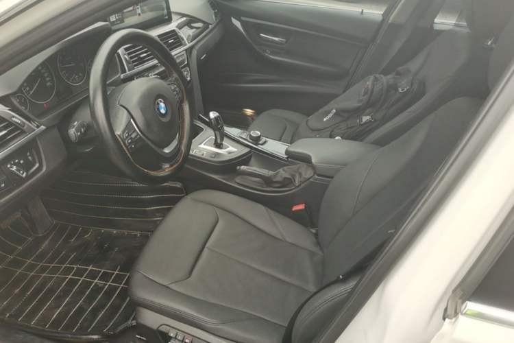 Used BMW 3 Series 2016 320Li Ambition Model Left Front Seat