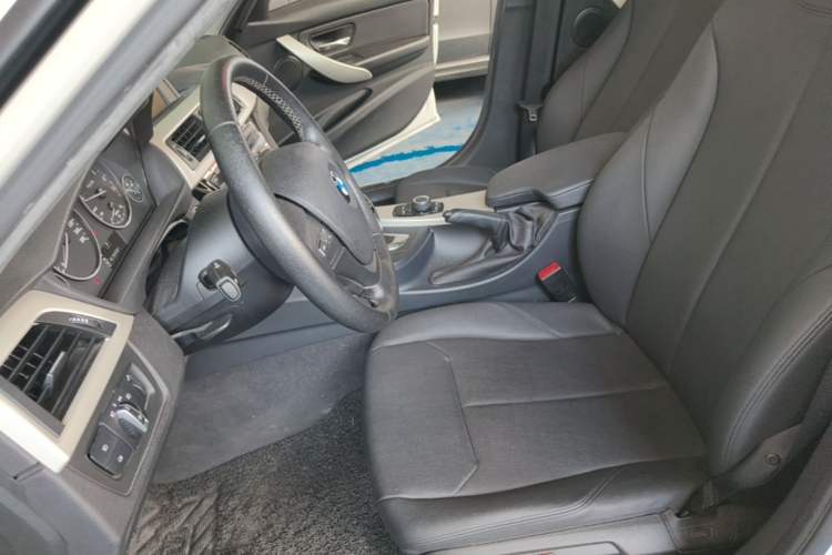Used BMW 3 Series 2016 316i Fashion Model Left Front Seat