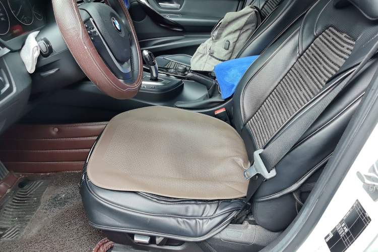 Used BMW 3 Series 2016 316Li Fashion Model Left Front Seat
