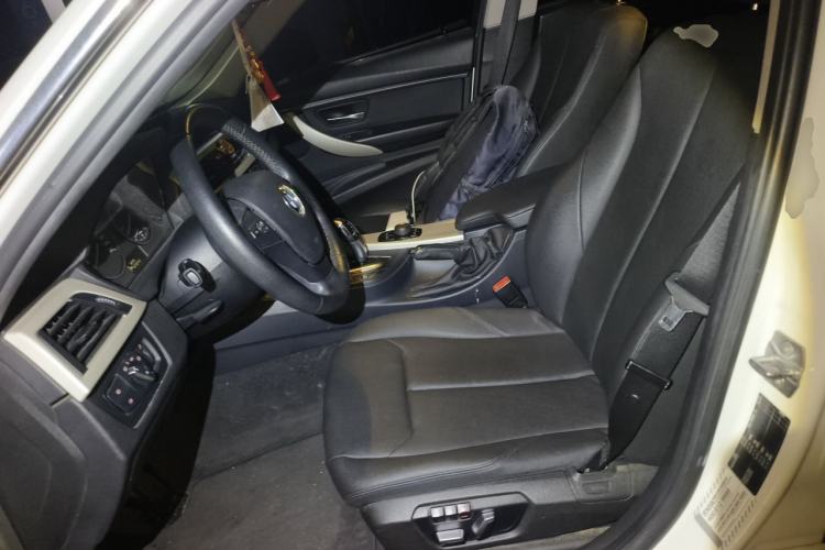 Used BMW 3 Series 2016 320Li Ambition Model Left Front Seat