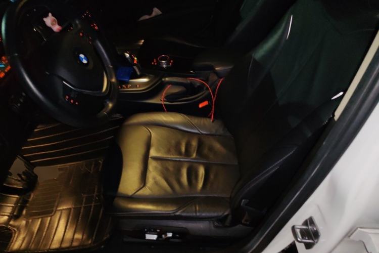 Used BMW 3 Series 2016 320Li Fashion Model Left Front Seat
