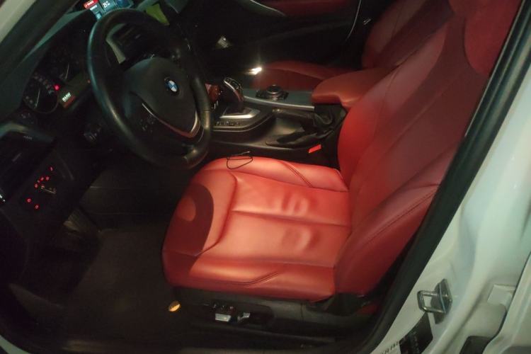Used BMW 3 Series 2016 328Li Fashion Model Left Front Seat