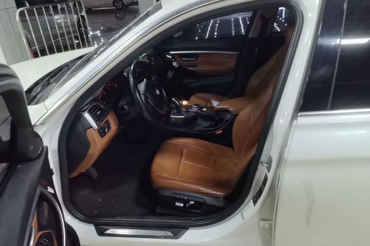 Used BMW 3 Series 2016 328Li xDrive Luxury Design Package Left Front Seat