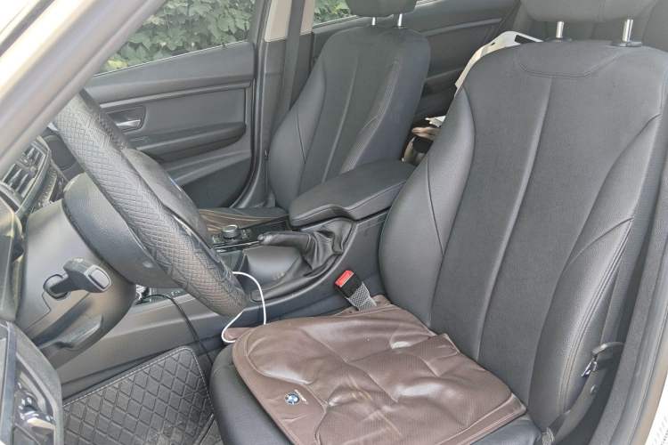 Used BMW 3 Series 2016 320Li Ambition Model Left Front Seat
