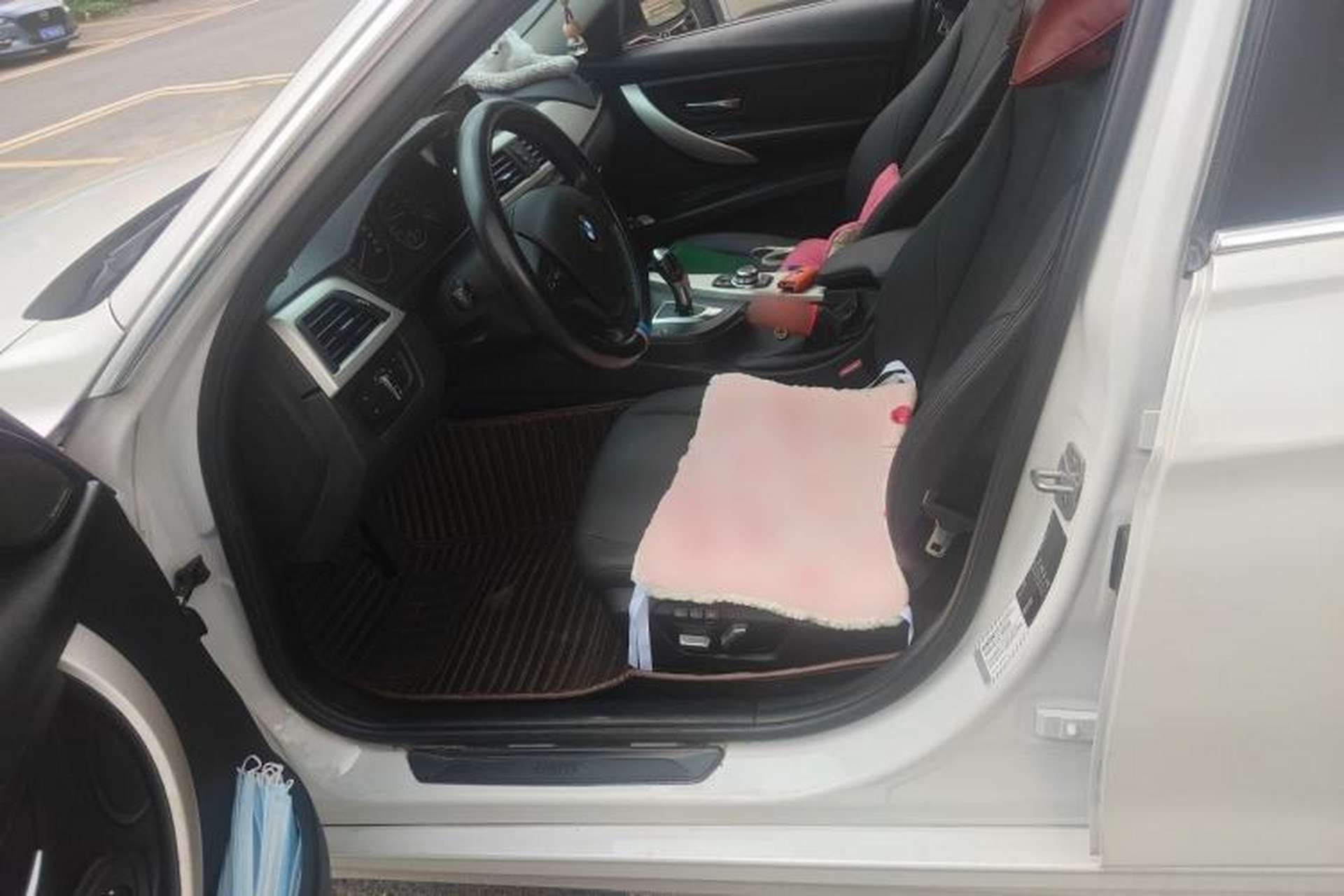 Used BMW 3 Series 2016 320Li Fashion Model Left Front Seat