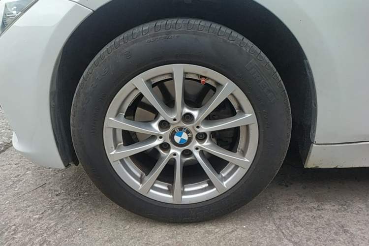 Used BMW 3 Series 2016 316i Fashion Model Left Front Wheel Hub
