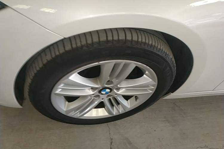Used BMW 3 Series 2016 320Li Ambition Model Left Front Wheel Hub