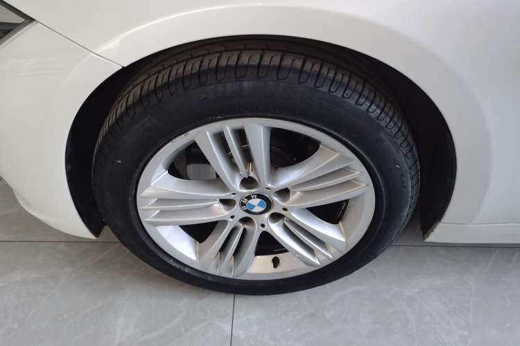 Used BMW 3 Series 2016 320Li Ambition Model Left Front Wheel Hub
