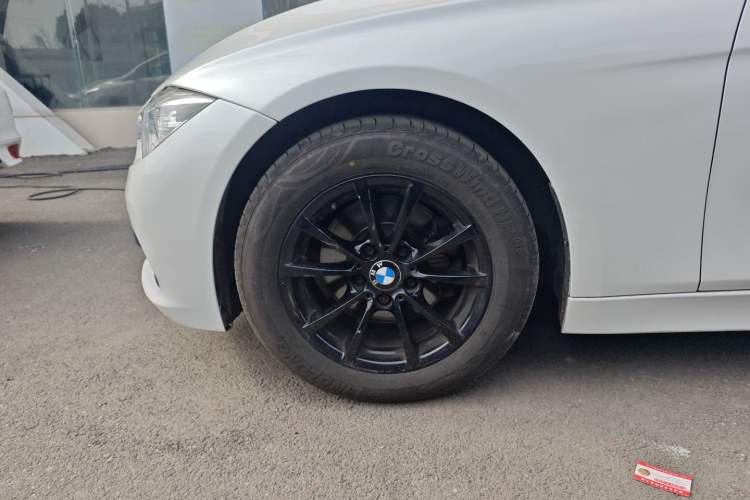 Used BMW 3 Series 2016 316i Fashion Model Left Front Wheel Hub