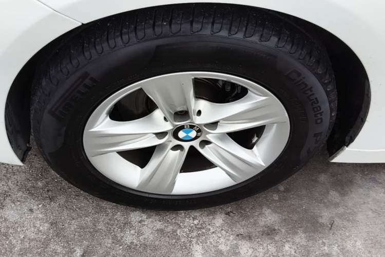 Used BMW 3 Series 2016 316Li Fashion Model Left Front Wheel Hub