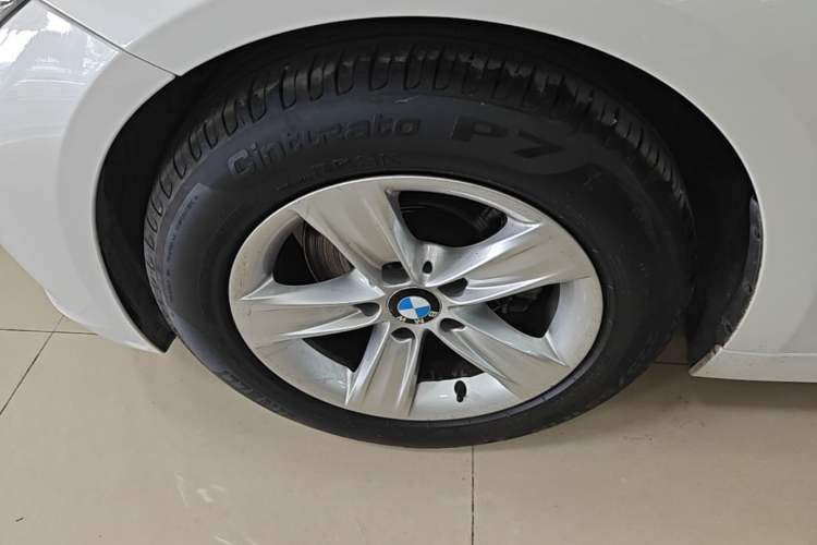 Used BMW 3 Series 2016 316Li Fashion Model Left Front Wheel Hub