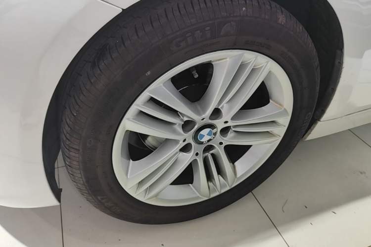 Used BMW 3 Series 2016 320Li Ambition Model Left Front Wheel Hub