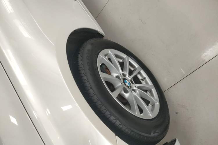 Used BMW 3 Series 2016 316i Fashion Model Left Front Wheel Hub