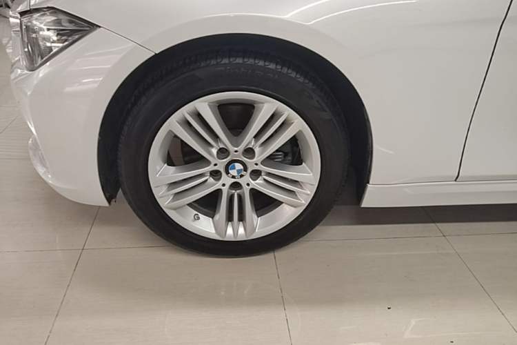 Used BMW 3 Series 2016 320Li Ambition Model Left Front Wheel Hub