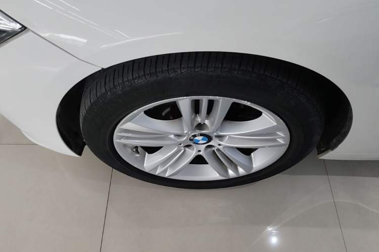 Used BMW 3 Series 2016 320Li Ambition Model Left Front Wheel Hub