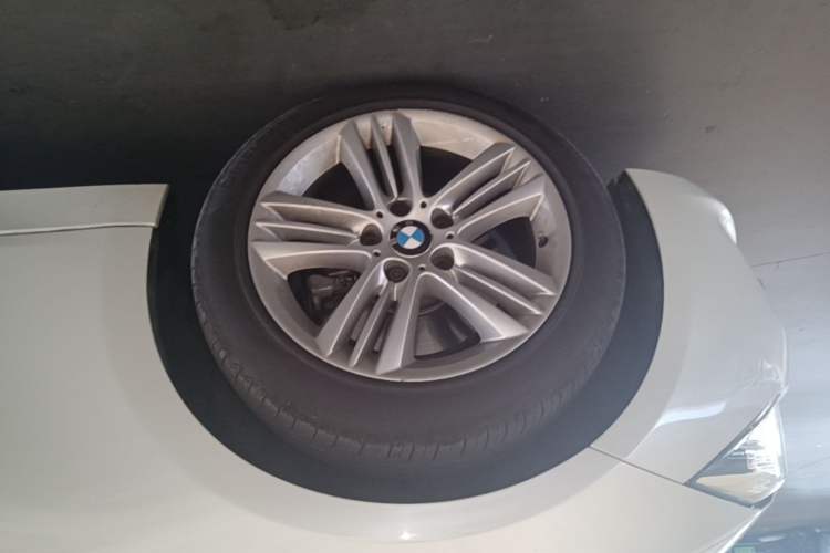 Used BMW 3 Series 2016 320i Fashion Model Left Front Wheel Hub