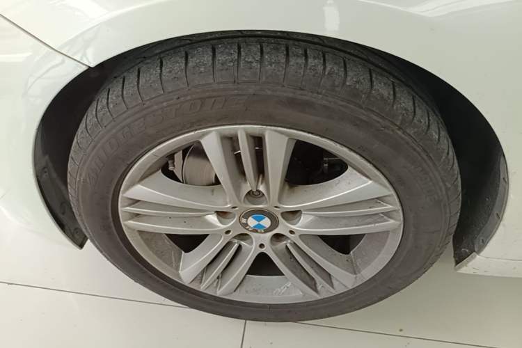 Used BMW 3 Series 2016 320Li Ambition Model Left Front Wheel Hub