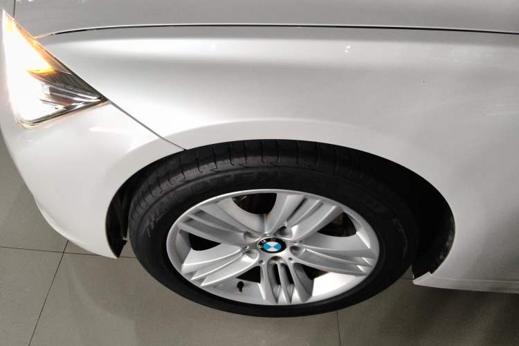 Used BMW 3 Series 2016 320Li Ambition Model Left Front Wheel Hub