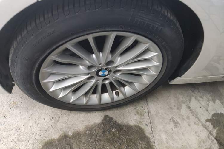 Used BMW 3 Series 2016 320Li Luxury Design Package Left Front Wheel Hub