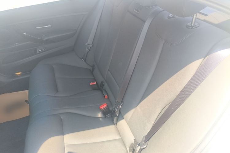 Used BMW 3 Series 2016 320Li Ambition Model Left Rear Seat
