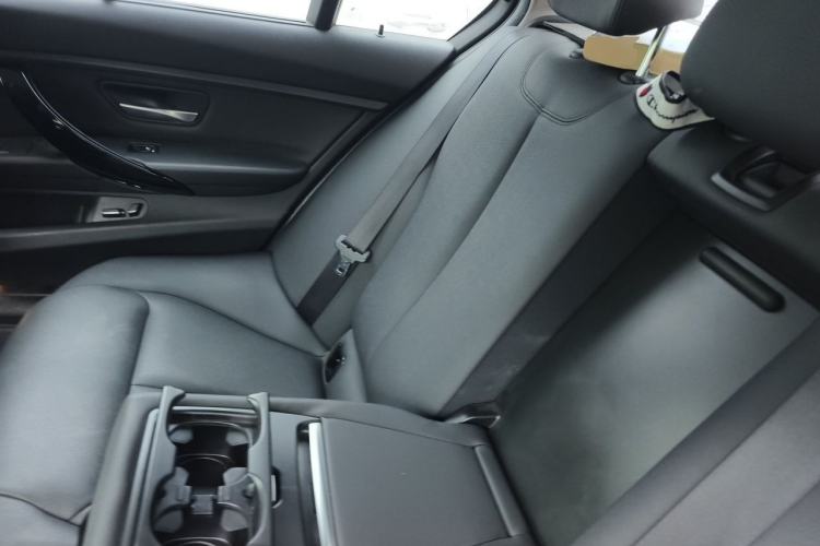 Used BMW 3 Series 2016 320Li Ambition Model Left Rear Seat