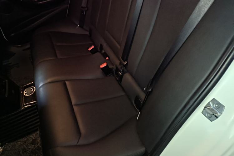 Used BMW 3 Series 2016 320i Fashion Model Left Rear Seat