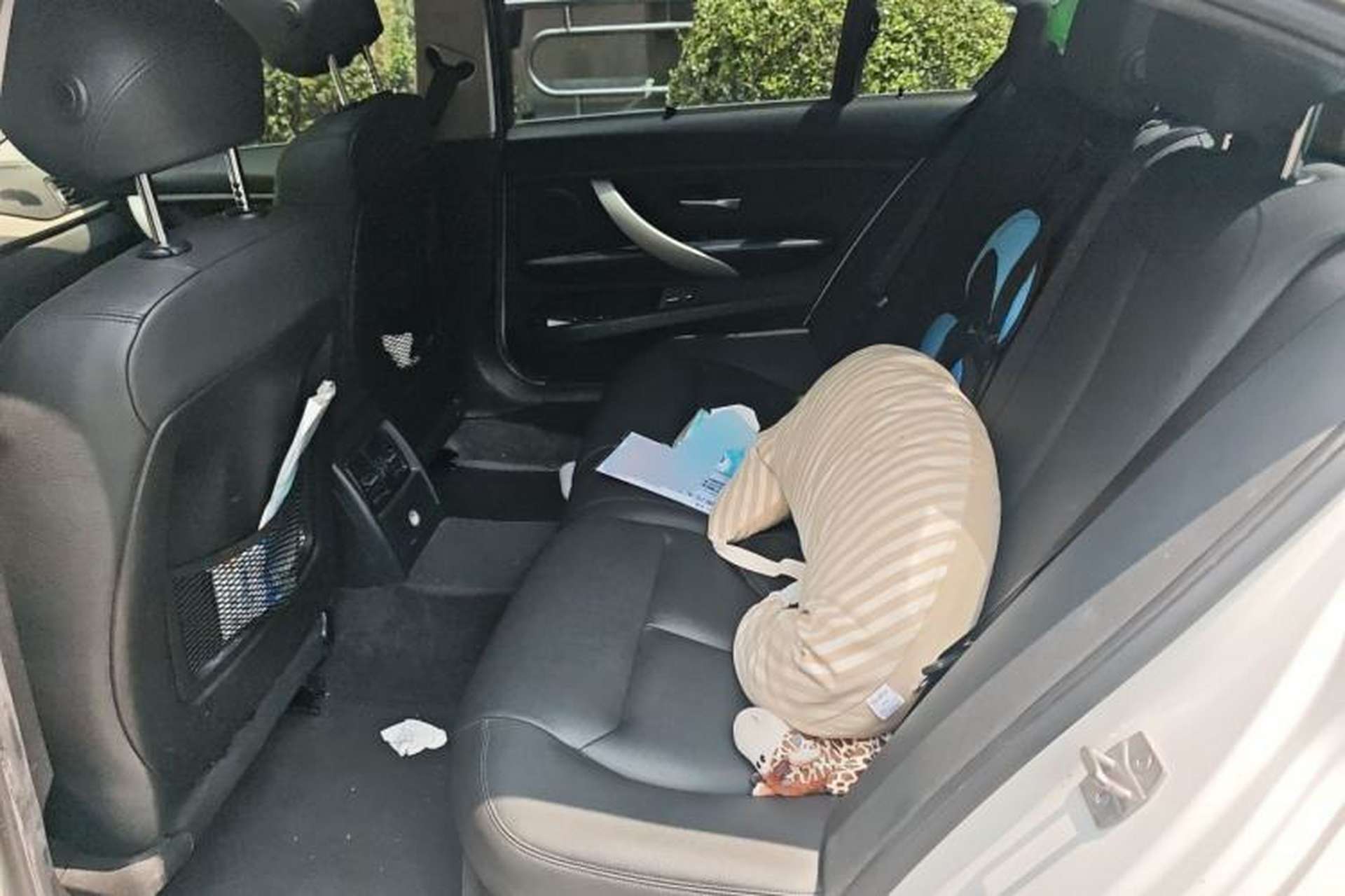 Used BMW 3 Series 2016 320Li Fashion Model Left Rear Seat
