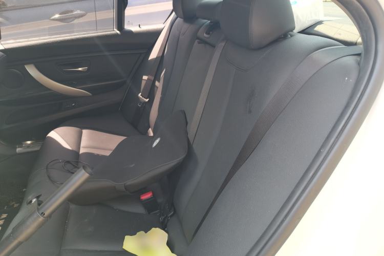 Used BMW 3 Series 2016 320Li Fashion Model Left Rear Seat