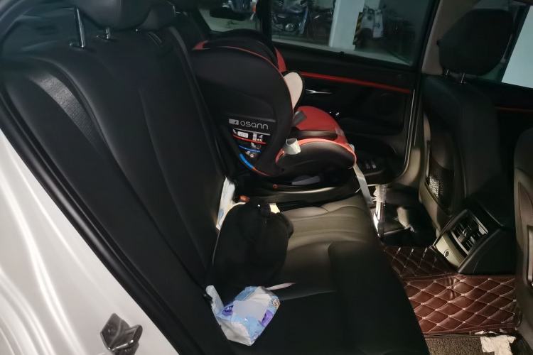 Used BMW 3 Series 2016 320Li Ambition Model Left Rear Seat