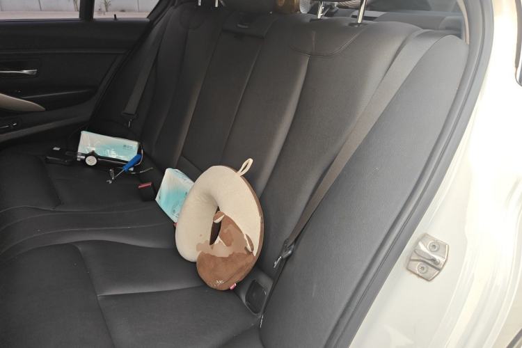 Used BMW 3 Series 2016 320Li Ambition Model Left Rear Seat